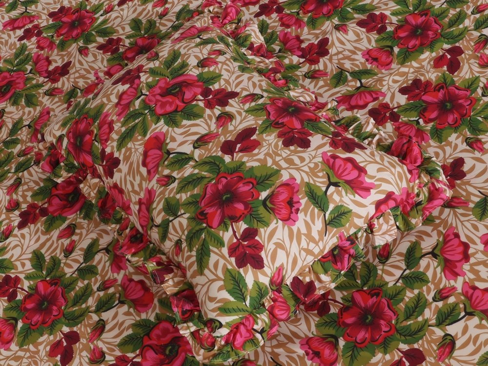 3 PCs Printed Bed skirt with Pillow cover 06 - myhomestyle.pk