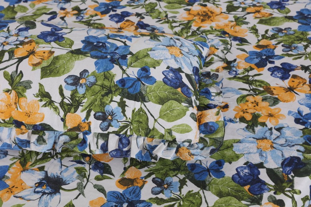3 PCs Printed Bed skirt with Pillow cover - 1142 - myhomestyle.pk