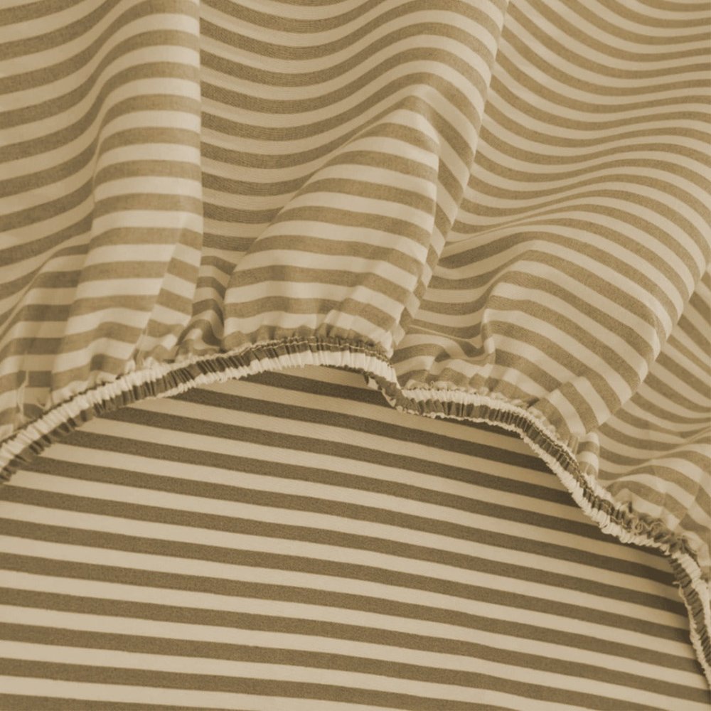 3PCS Printed Fitted Sheet with pillow Covers - 1167 - myhomestyle.pk