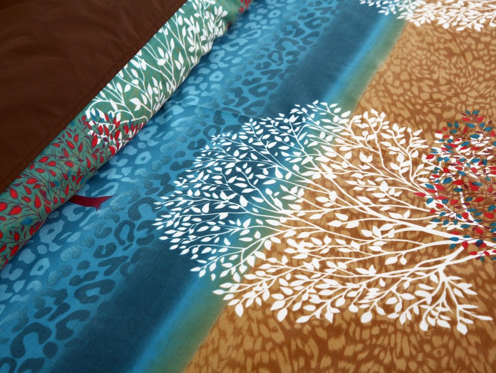 4 Pcs Elegant Bedsheet Set for Summer under AC Use - 1250 - myhomestyle.pk