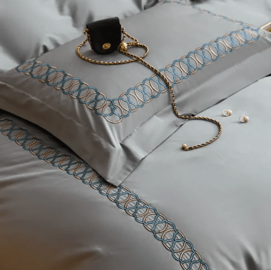 6 Pcs Elegant Embroidered Circled Satin Duvet Set - 1276 - myhomestyle.pk