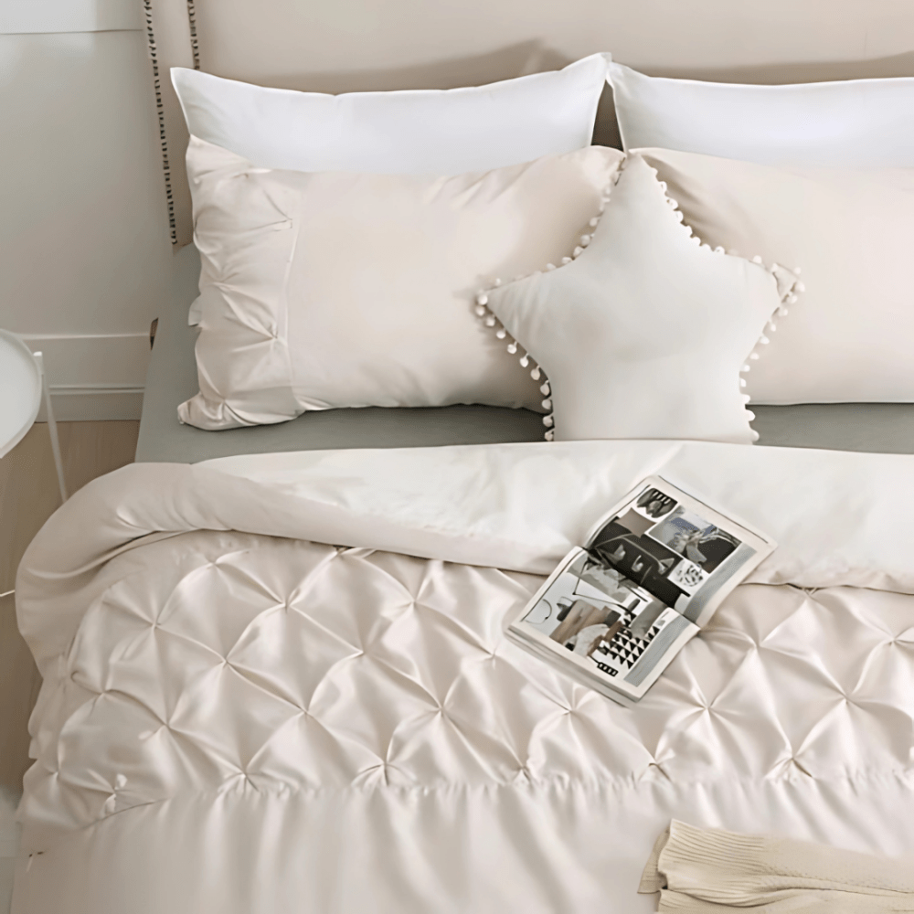 6 PCS LUXURY PINTUCK DUVET SET - 1275 - myhomestyle.pk