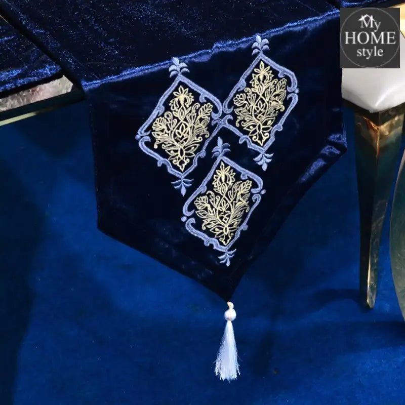 7 pcs Embroidered Table Runner Set With Place Mats 06 - myhomestyle.pk