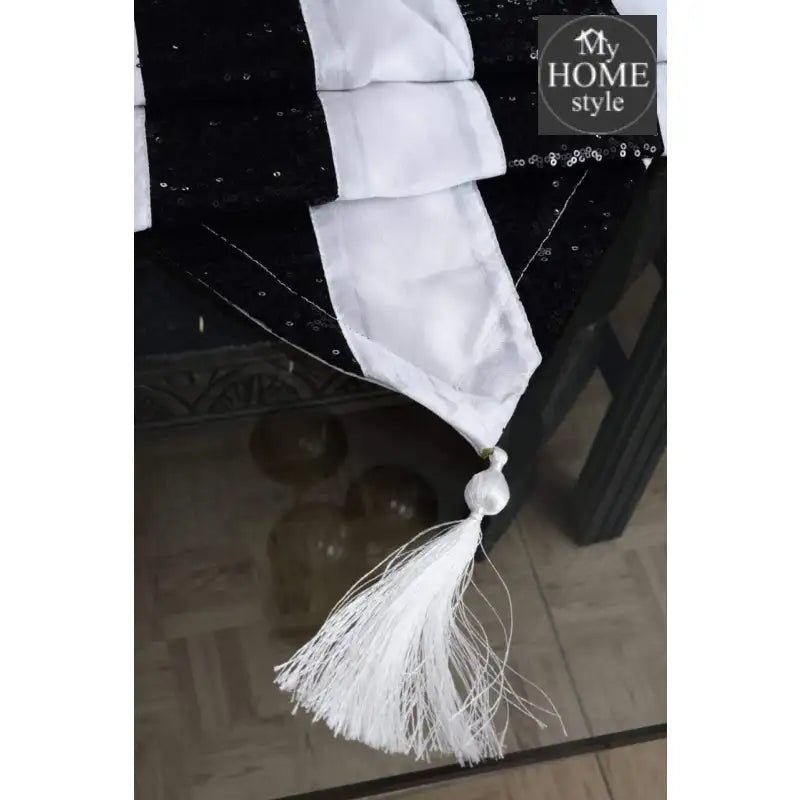 7 pcs Table Runner Set With Place Mats - myhomestyle.pk