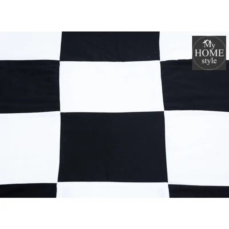 8 Pcs Chess Duvet Set - myhomestyle.pk