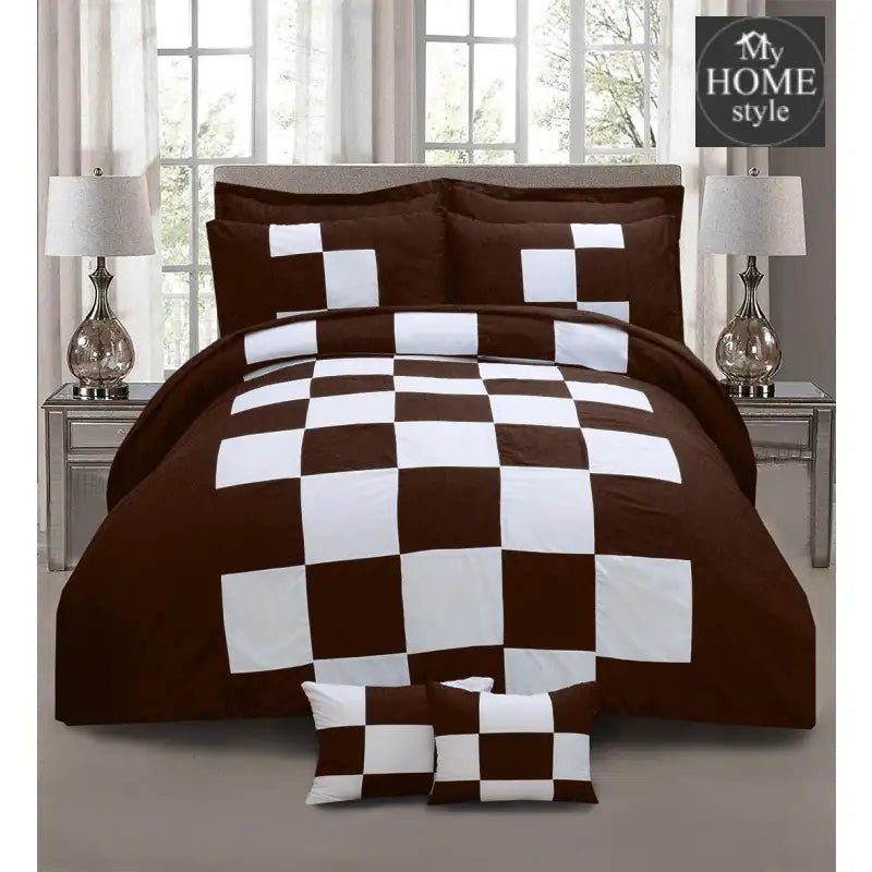 8 Pc's Chess Duvet Set - myhomestyle.pk