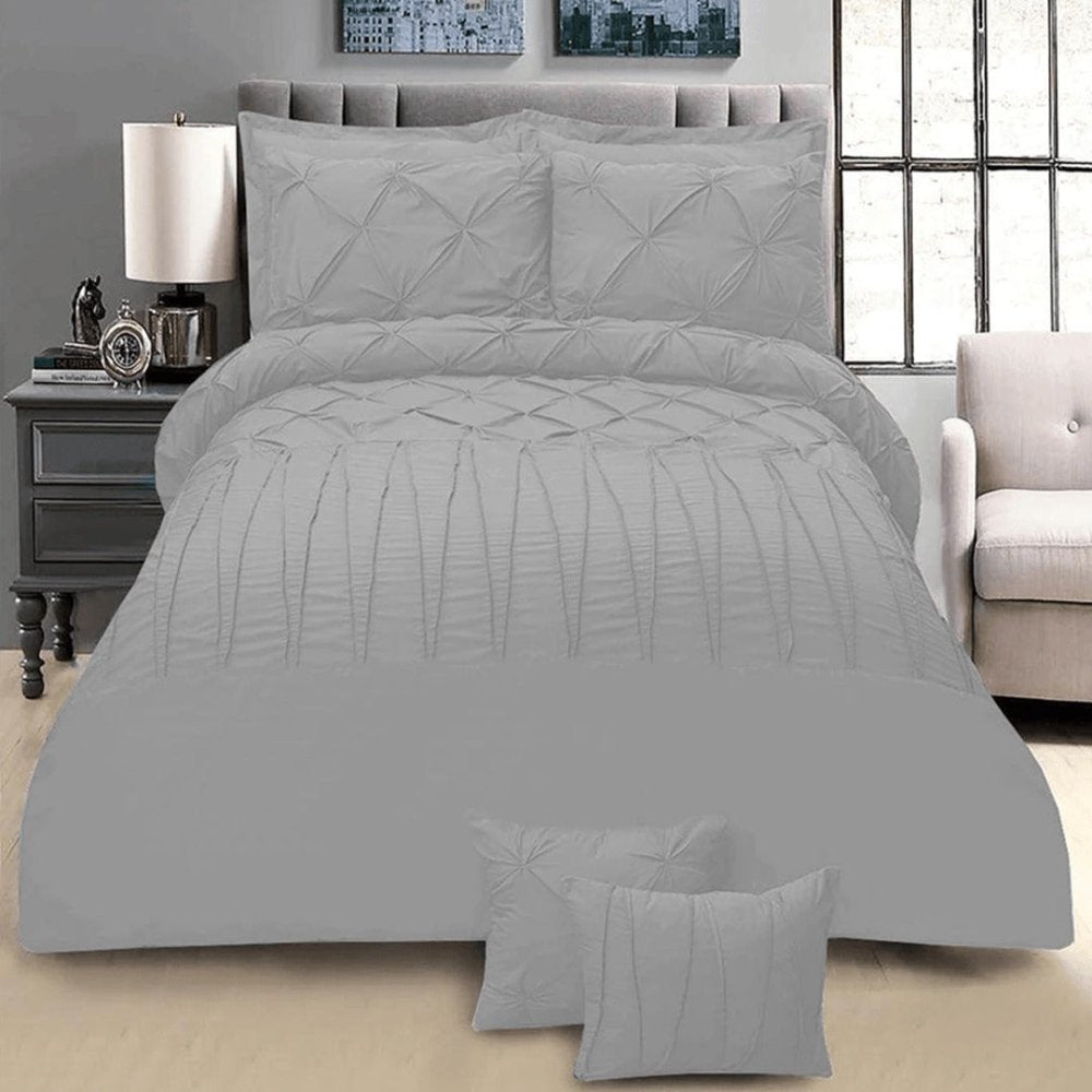 8 PC's Pintuck & Cross Pleated Duvet Set SC - myhomestyle.pk