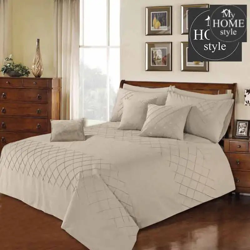 8 Pcs Sandy Pinch Pleated Duvet Set - myhomestyle.pk