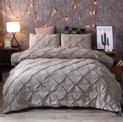 8 Pcs Elegant Pintuck Diamond Duvet Set Beige