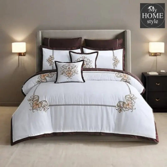 Baroque Embroidered Quilt Cover Set - myhomestyle.pk