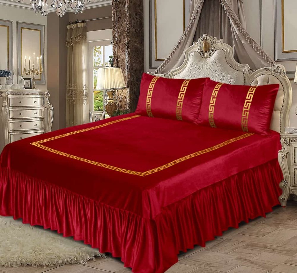 MAROON VELVET BEDSHEET SET - 5 PCS - myhomestyle.pk